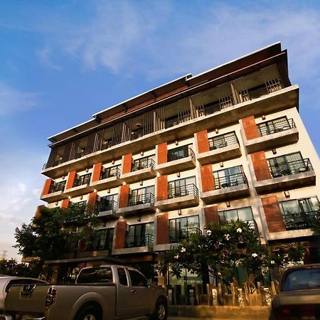 B2 Khamtieng Boutique & Budget Hotel Τσιάνγκ Μάι Εξωτερικό φωτογραφία