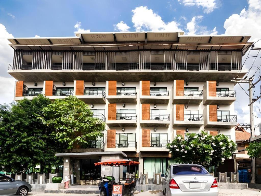 B2 Khamtieng Boutique & Budget Hotel Τσιάνγκ Μάι Εξωτερικό φωτογραφία